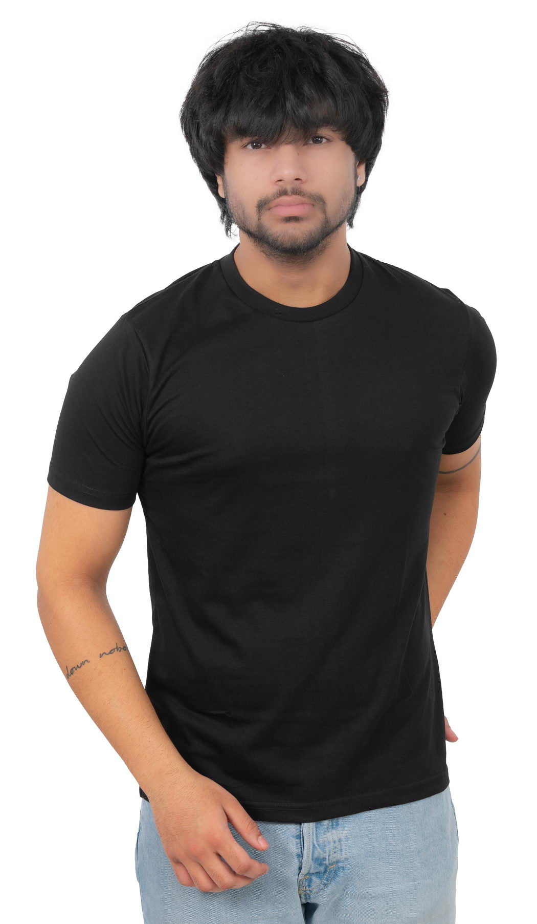 BASIC SLIM FIT T-SHIRT