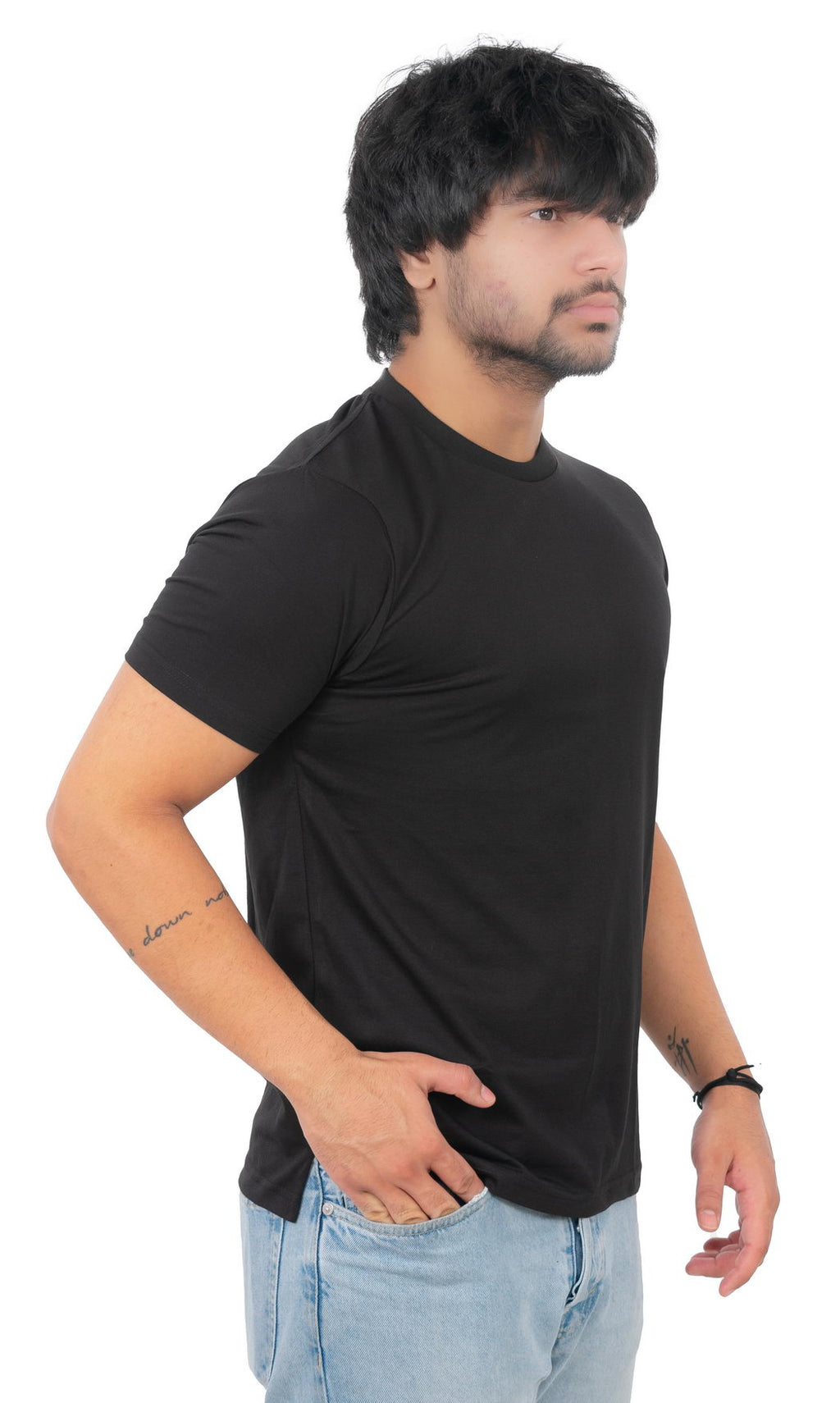 BASIC SLIM FIT T-SHIRT