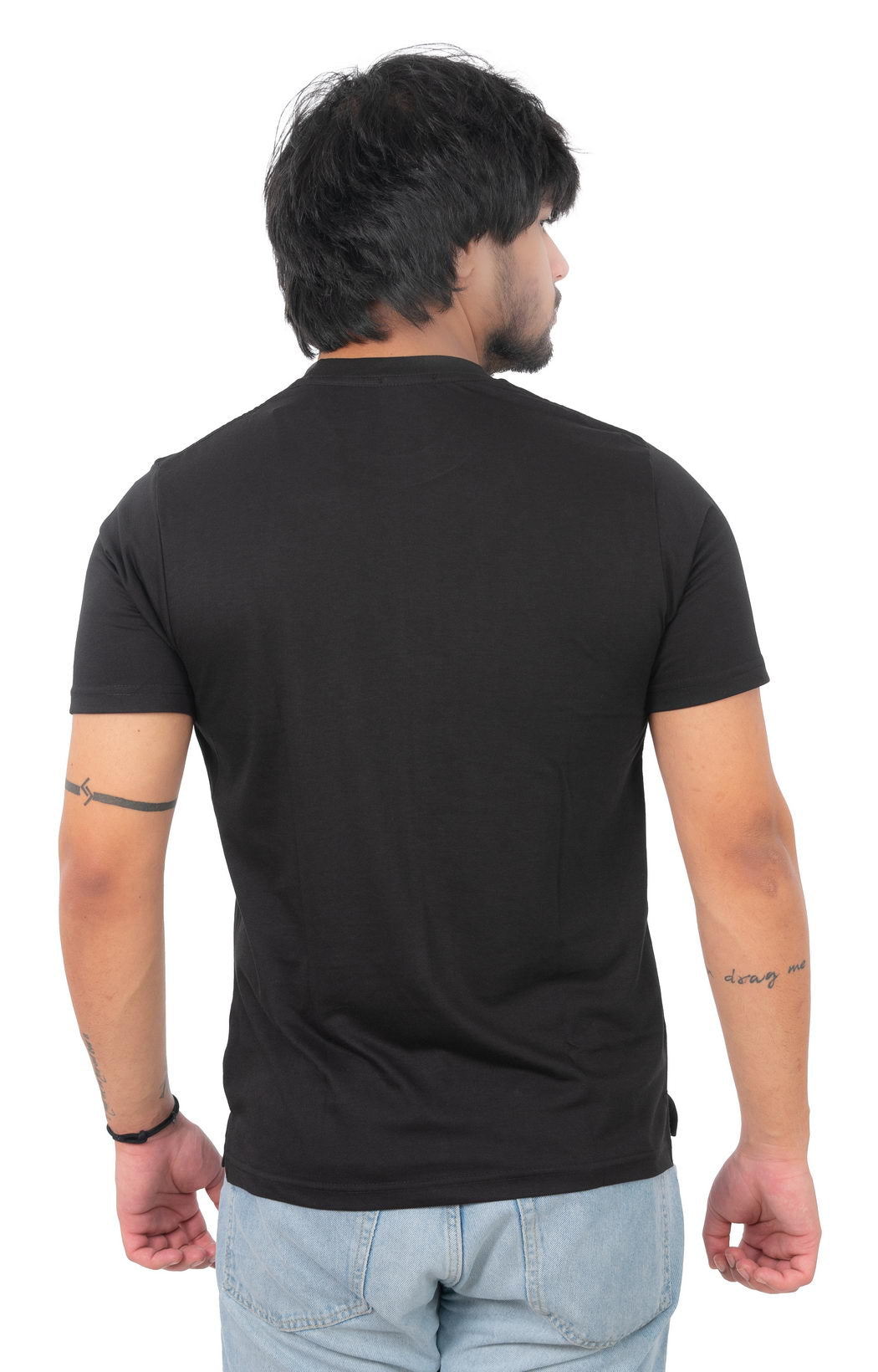 BASIC SLIM FIT T-SHIRT