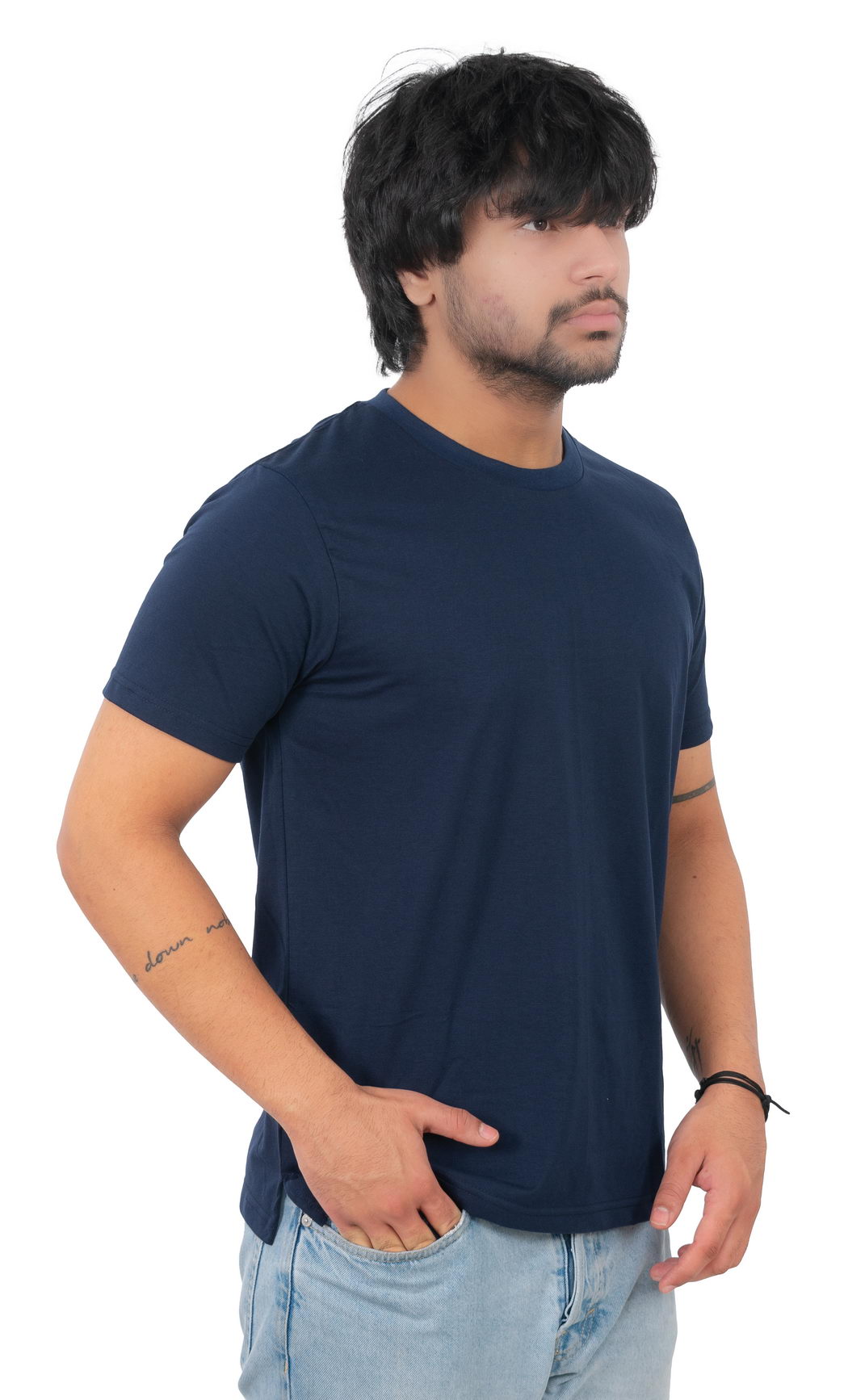 BASIC SLIM FIT T-SHIRT