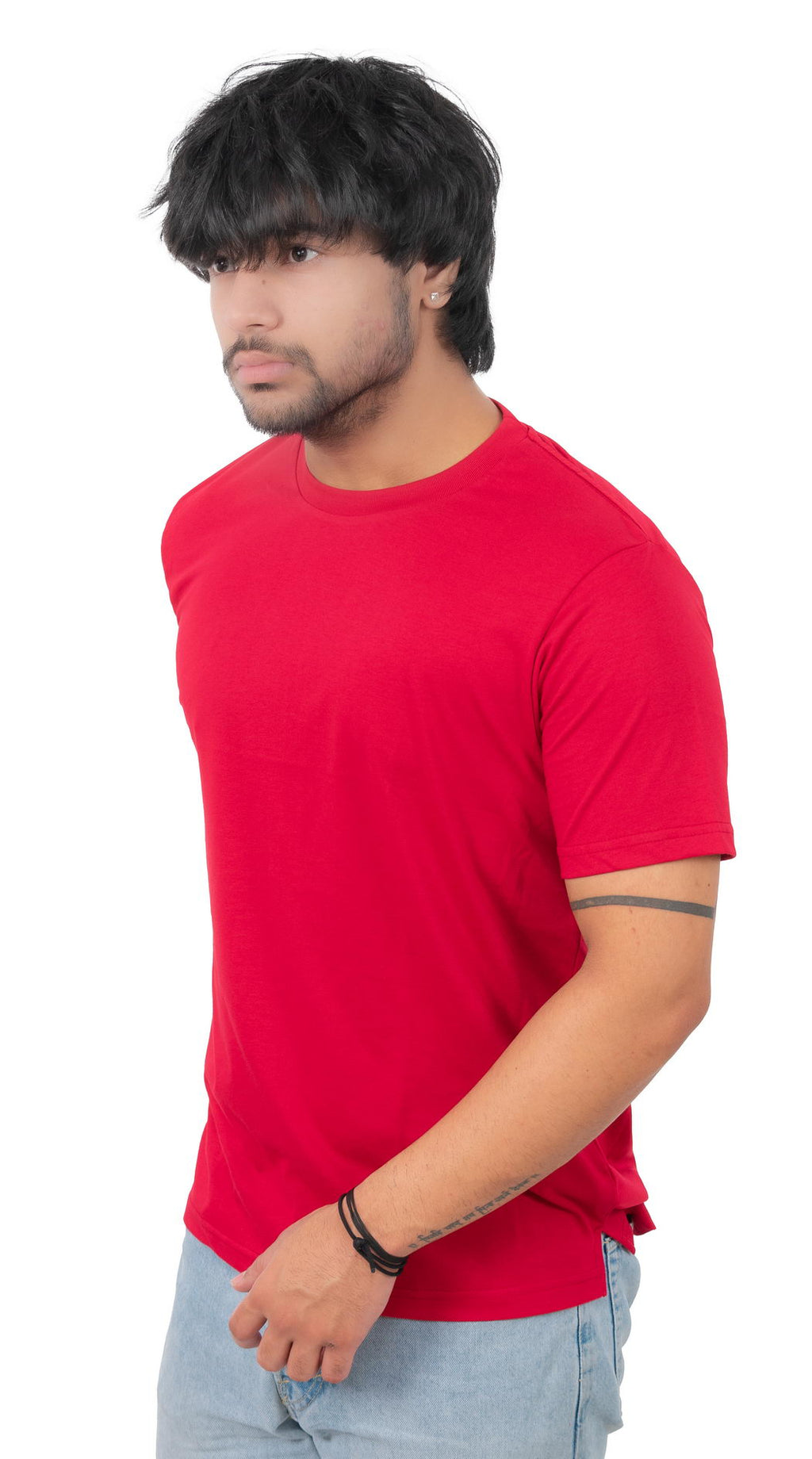 BASIC SLIM FIT T-SHIRT