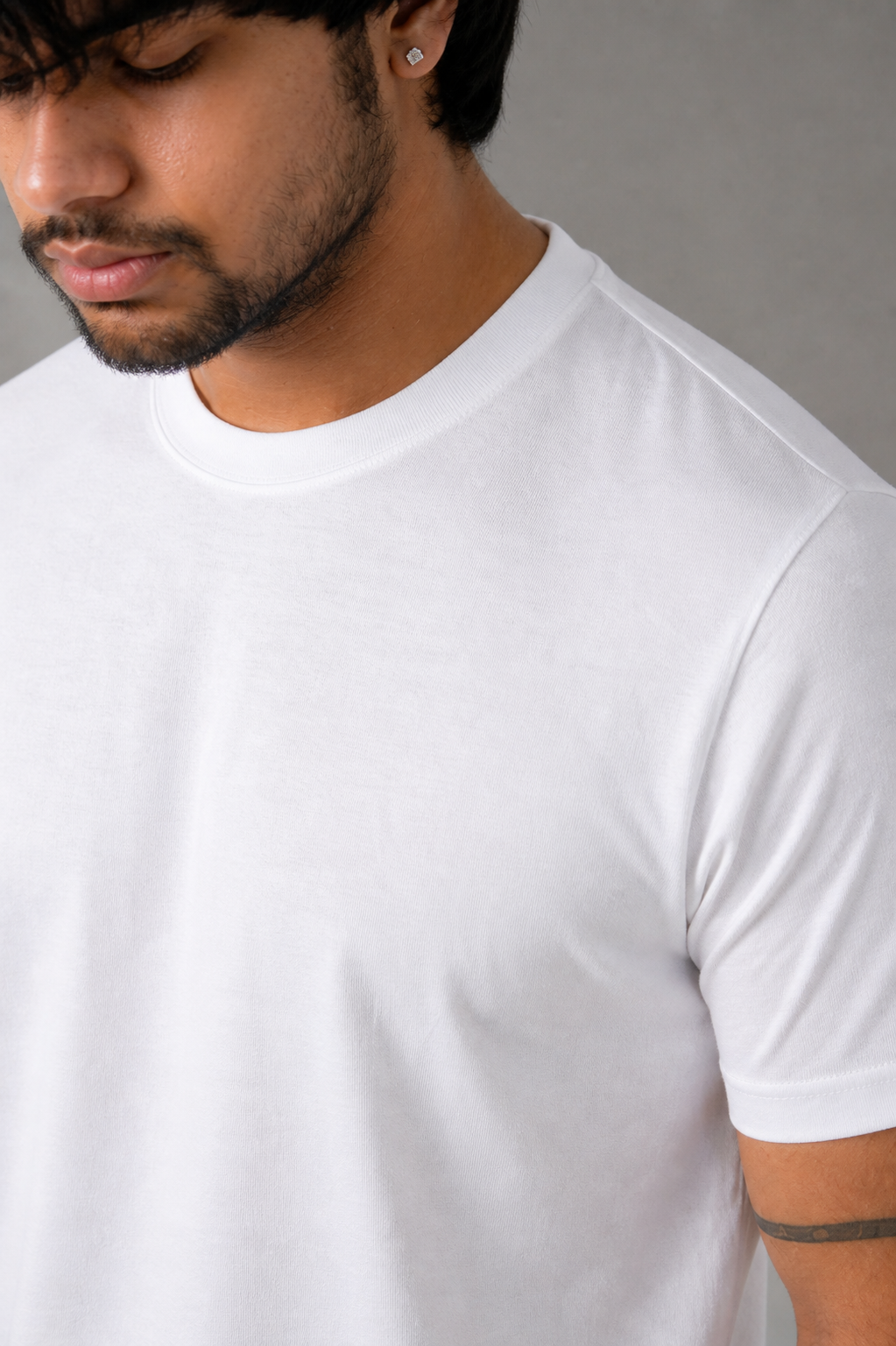 white t shirt close up


